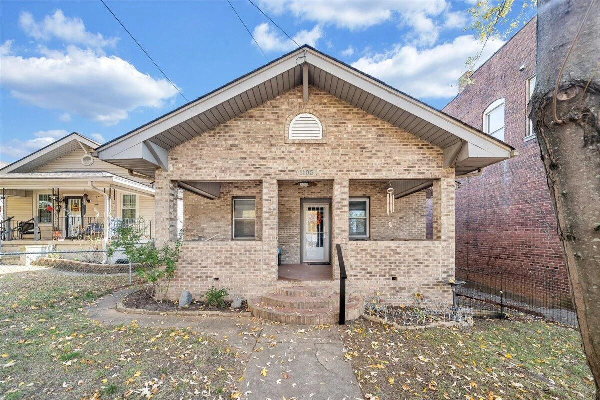 1105 Montrose AVE SE - Photo 44