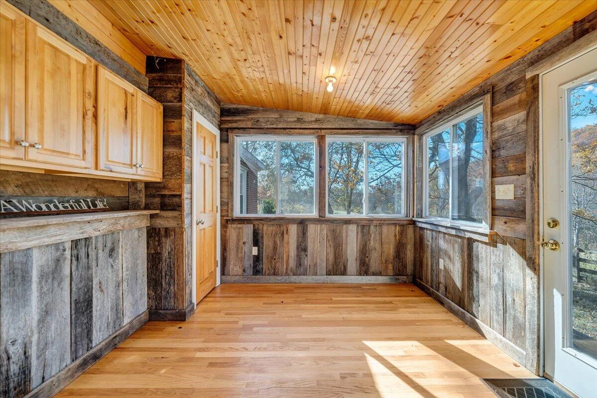 1001 RICHIE FARM LN - Photo 24