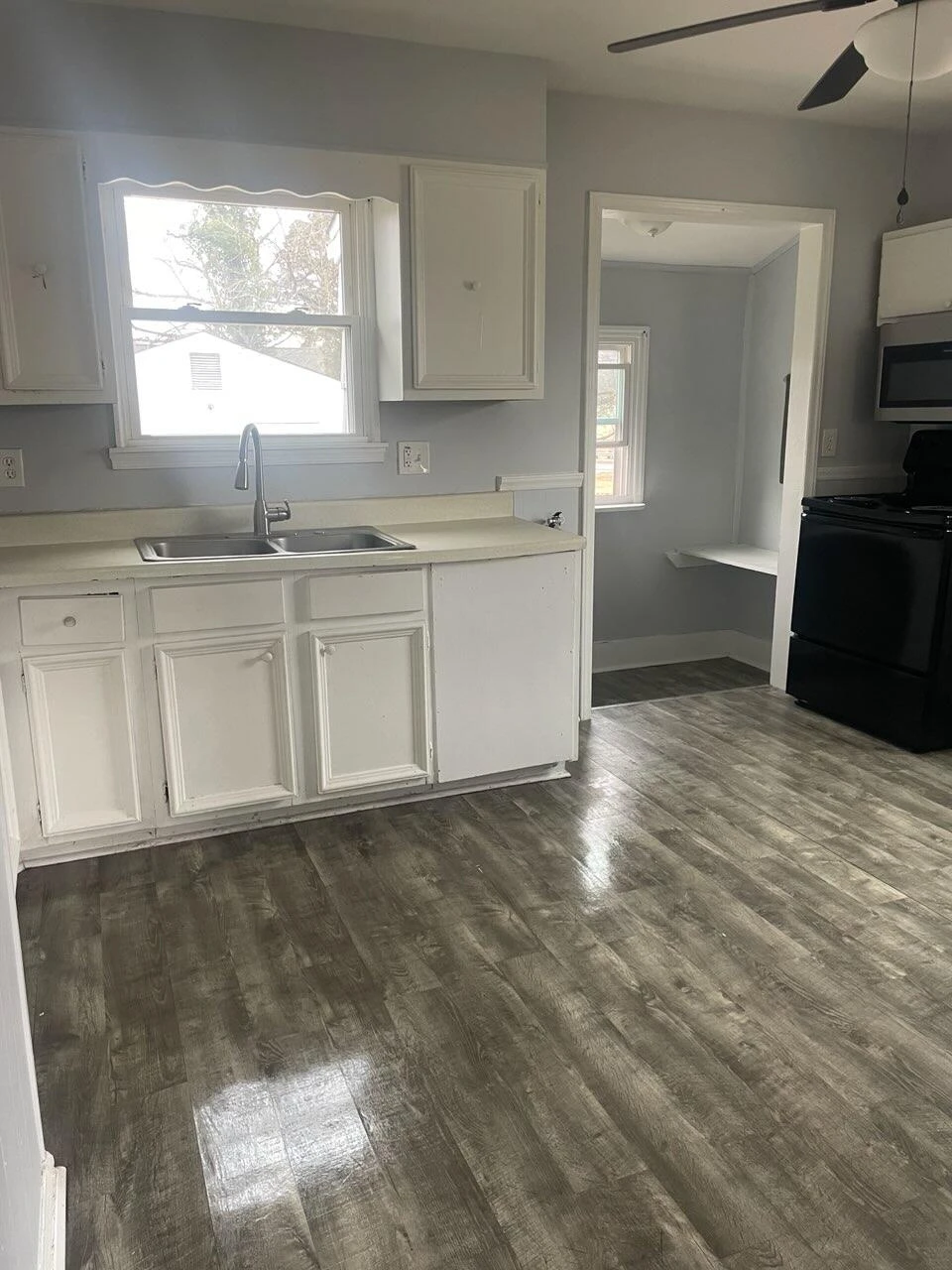 1525 Gordon AVE SE - Photo 10