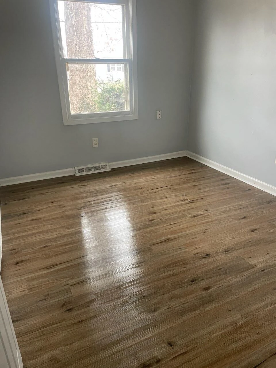 1525 Gordon AVE SE - Photo 8