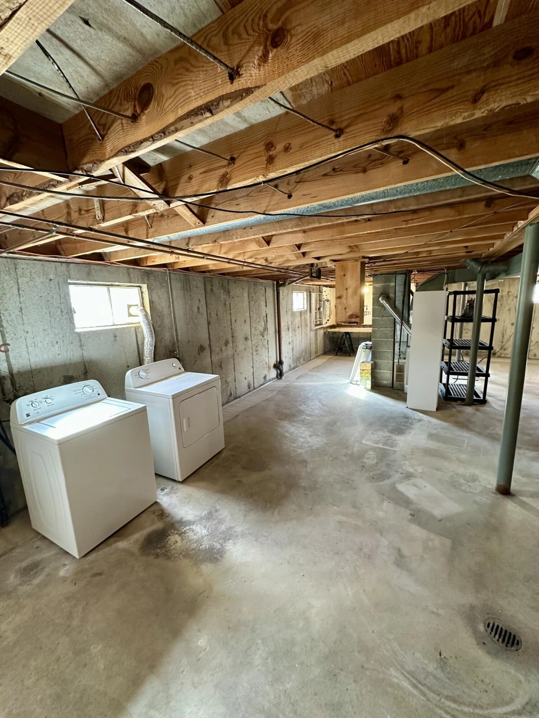 525 Elden AVE - Photo 31