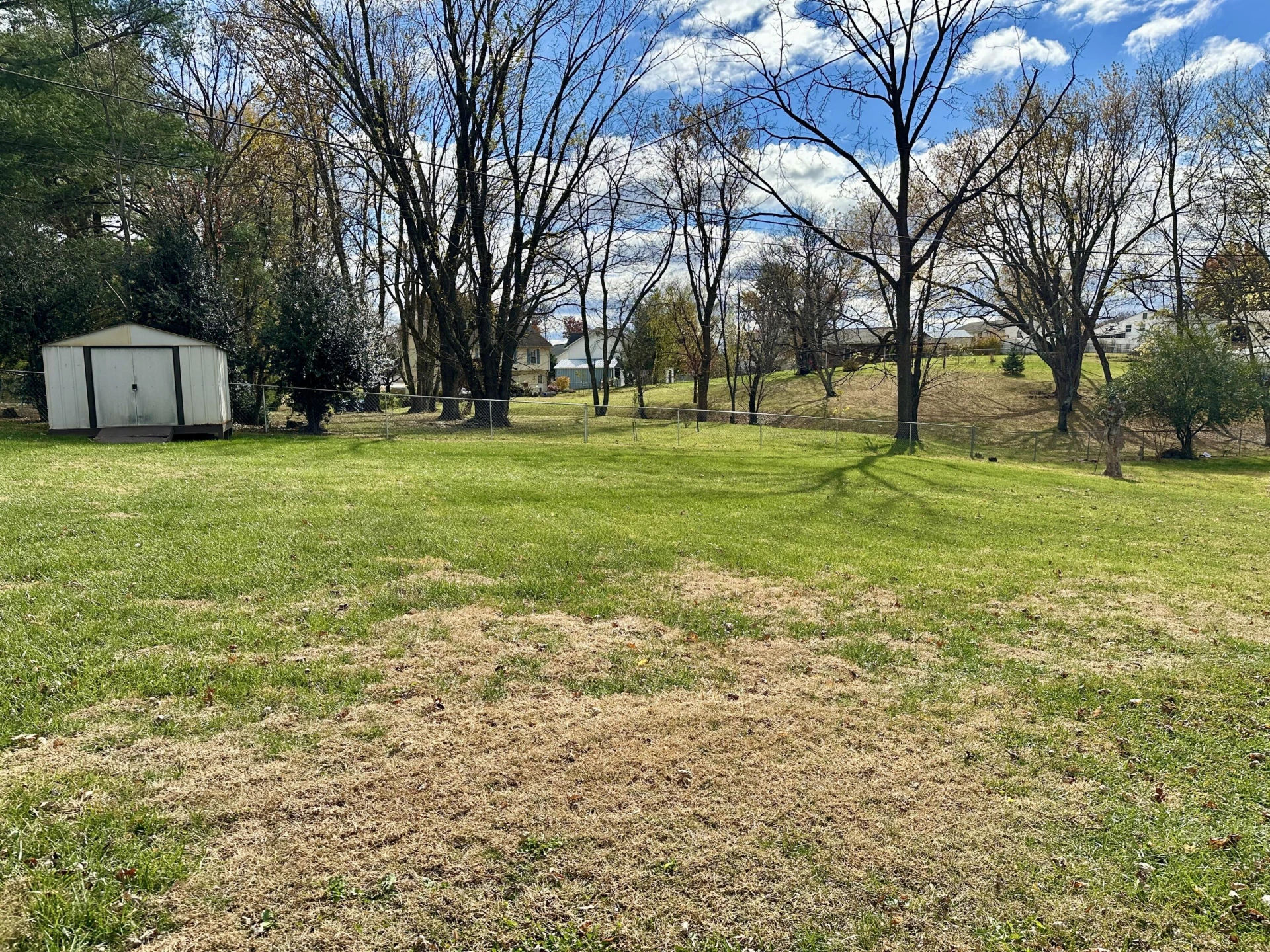 525 Elden AVE - Photo 36