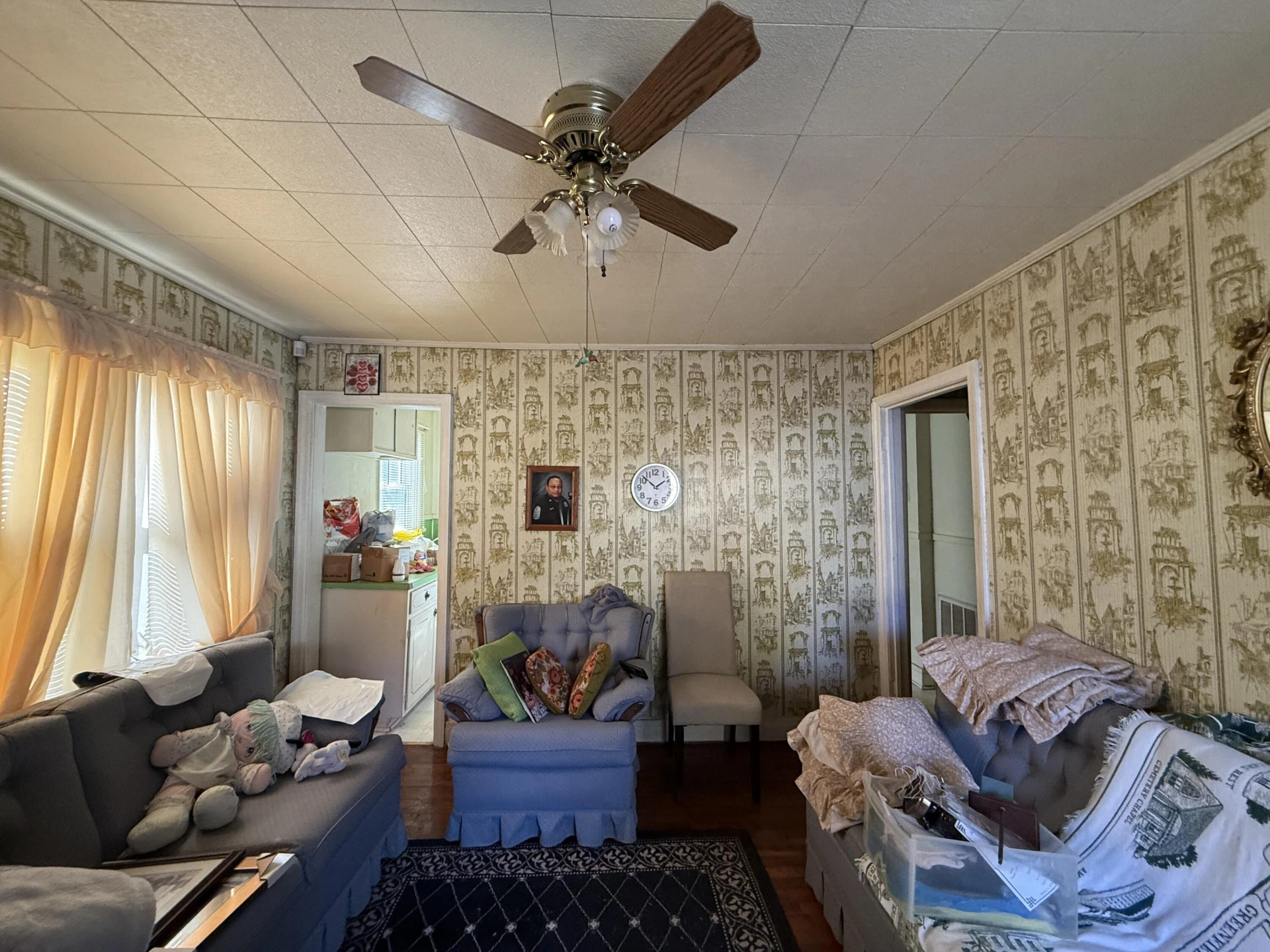 714 4th ST - Photo 2
