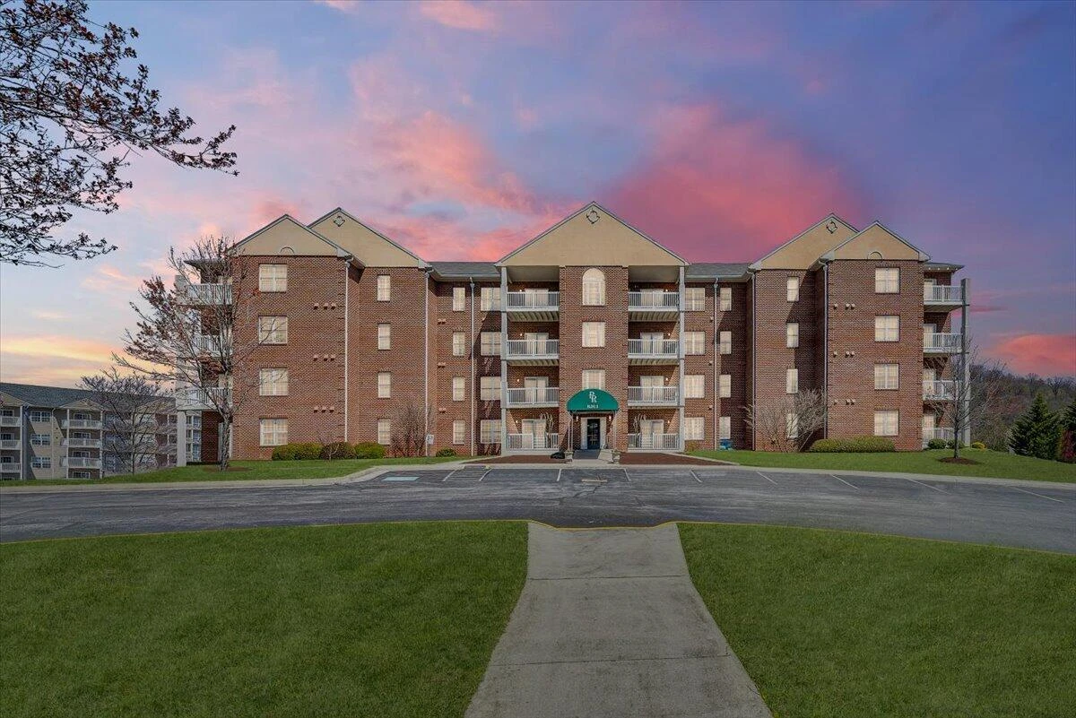 4444 Pheasant Ridge RD SW #404 - Photo 2