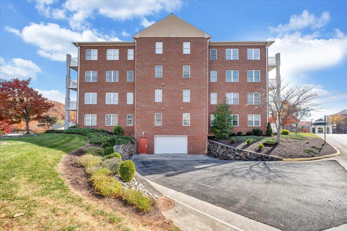 4444 Pheasant Ridge RD SW #404 - Photo 44