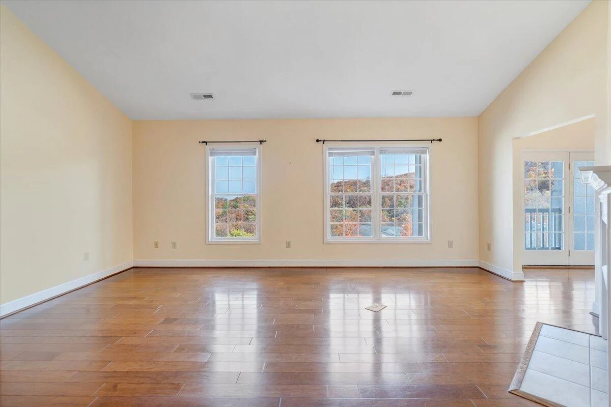 4444 Pheasant Ridge RD SW #404 - Photo 9
