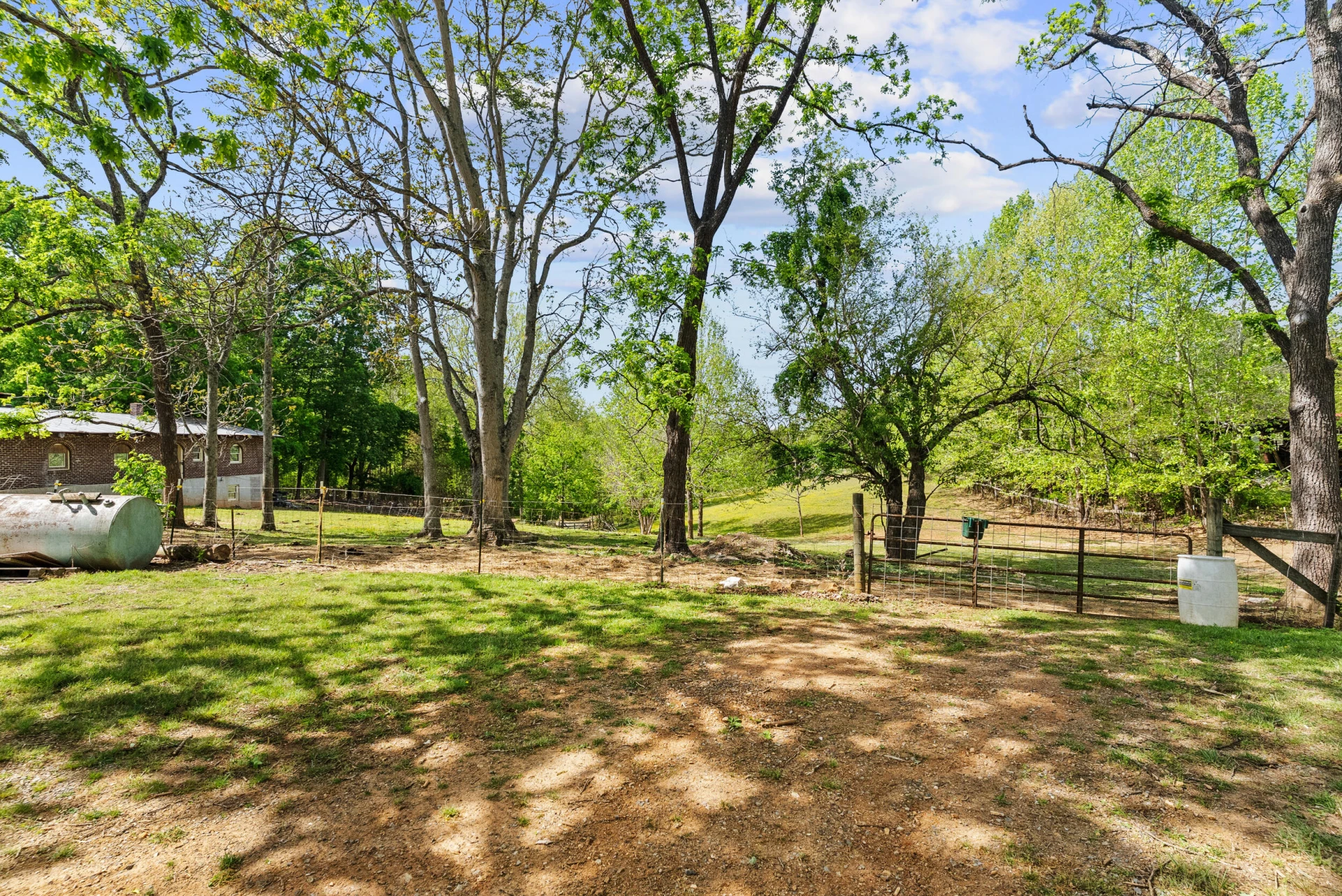 4067 Dickerson Mill RD - Photo 38