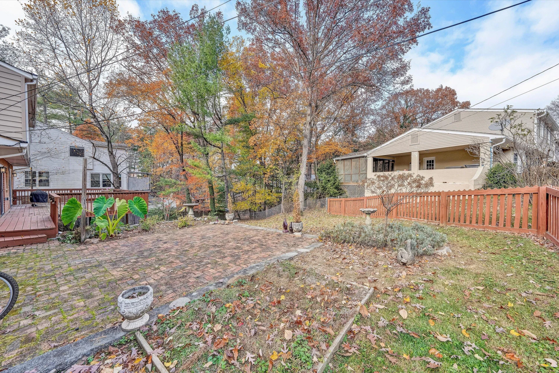 4119 Blue Jay CIR - Photo 32