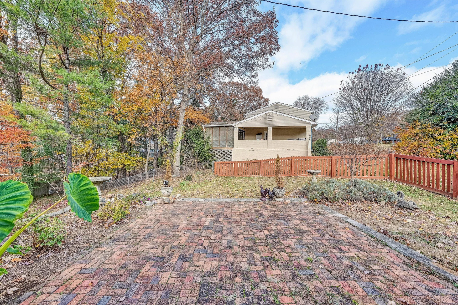 4119 Blue Jay CIR - Photo 33