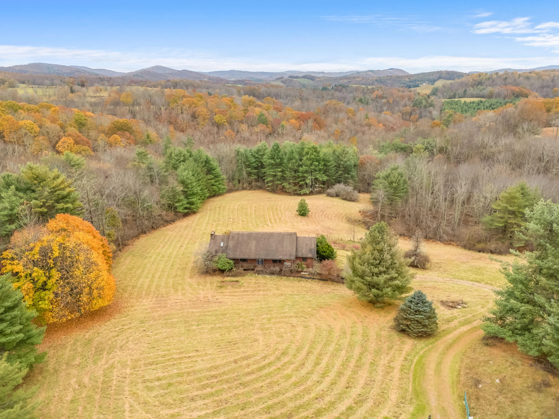 528 Falling Branch RD NW - Photo 87