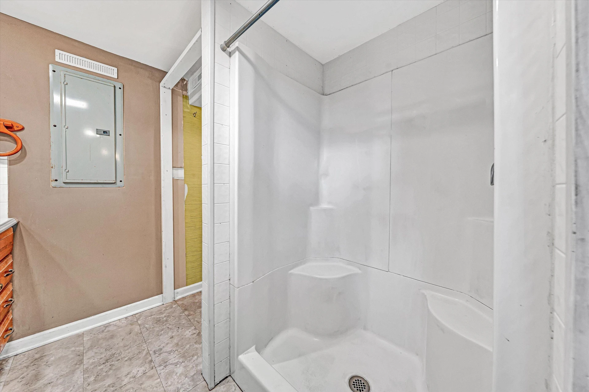 2850 Archer CIR - Photo 19