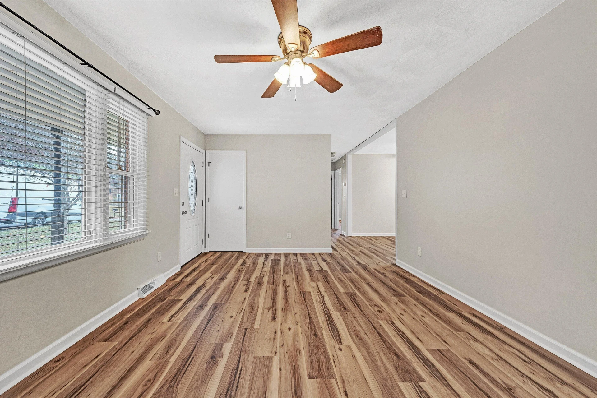 2850 Archer CIR - Photo 27