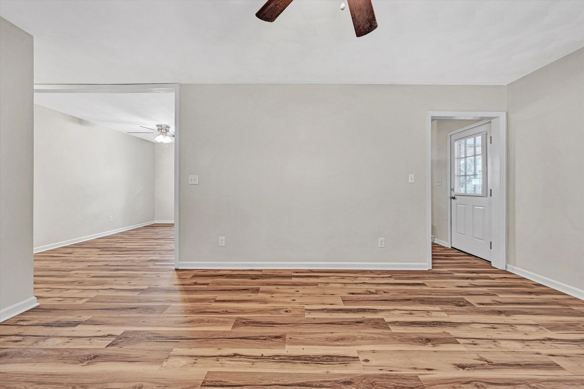 2850 Archer CIR - Photo 30