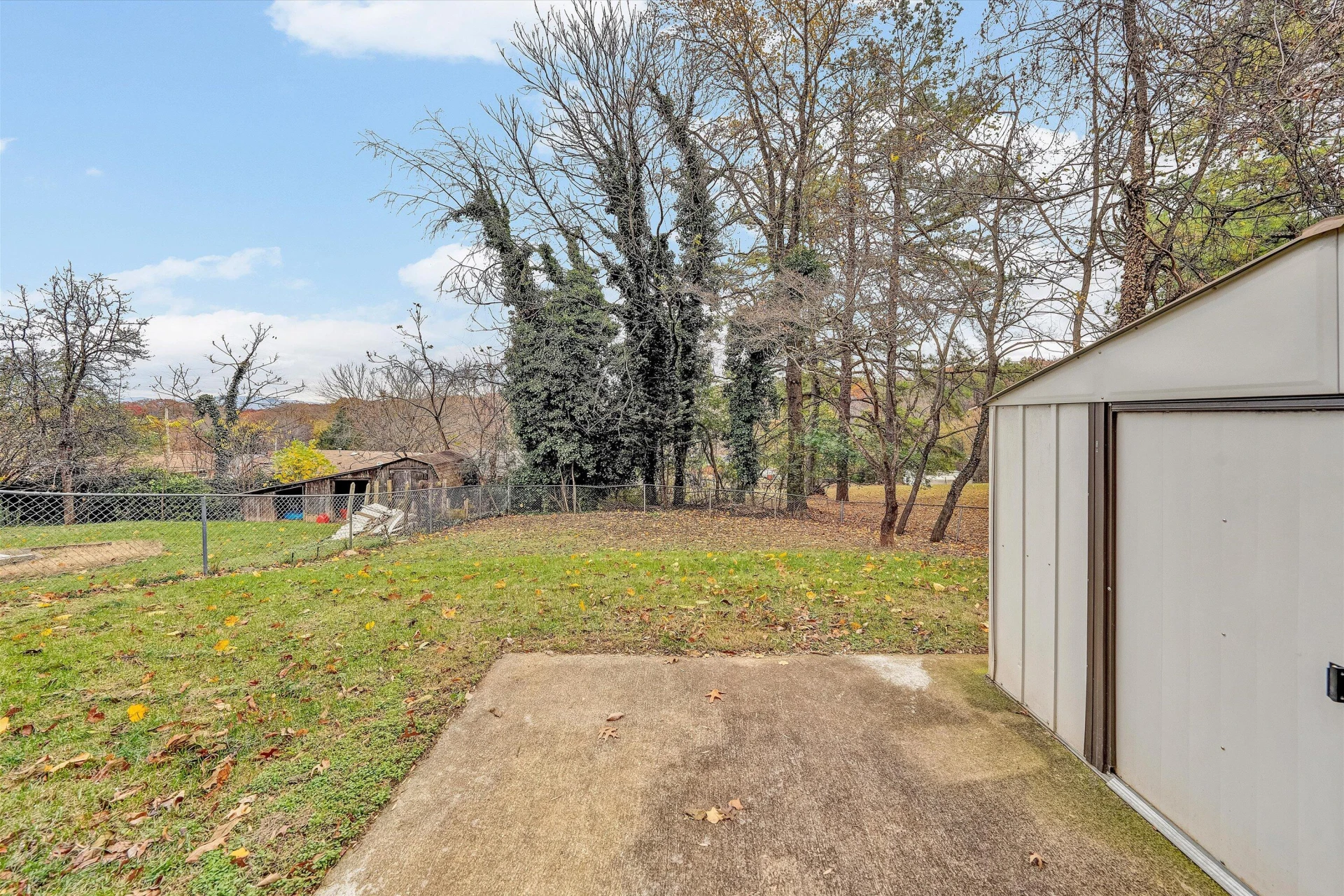 2850 Archer CIR - Photo 37