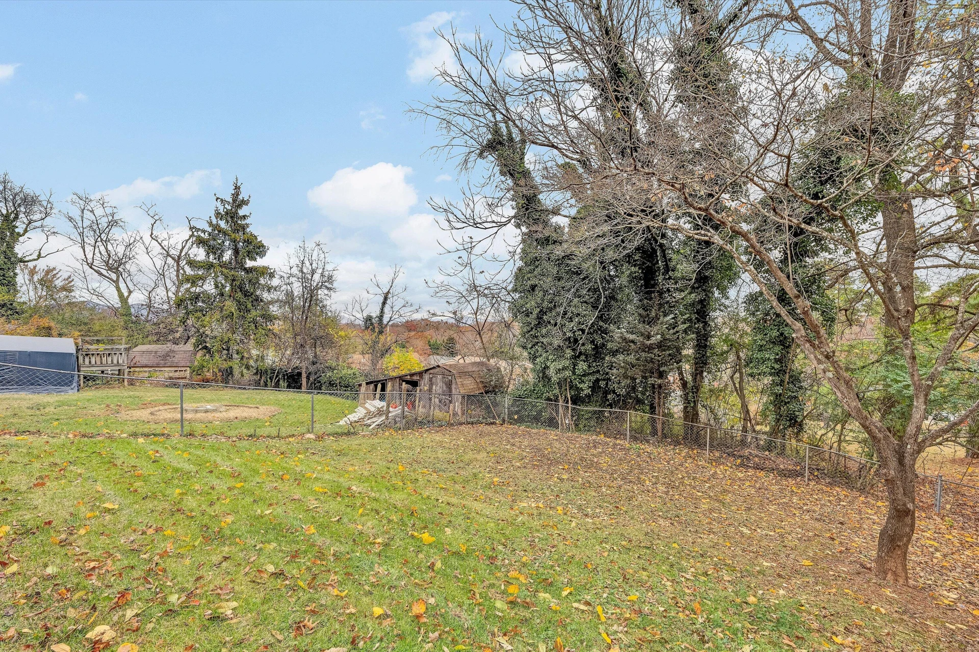 2850 Archer CIR - Photo 40