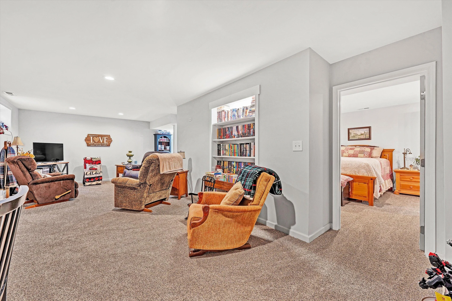 106 MEADOW RIDGE DR - Photo 31