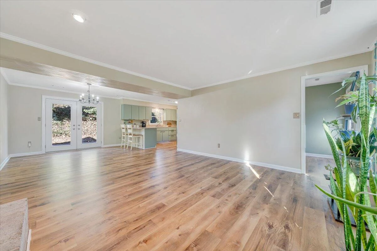 5625 North Lake DR - Photo 12
