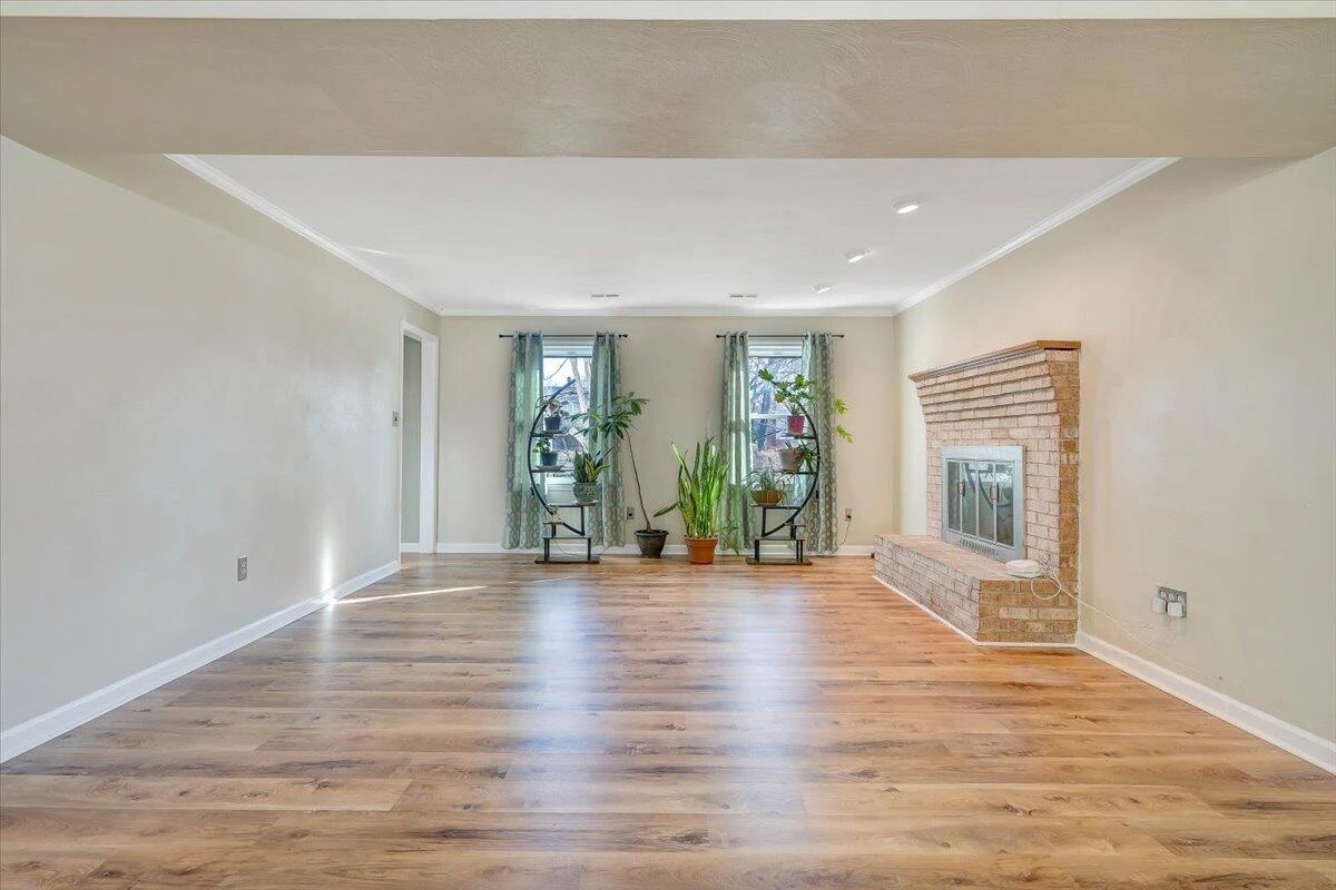 5625 North Lake DR - Photo 16