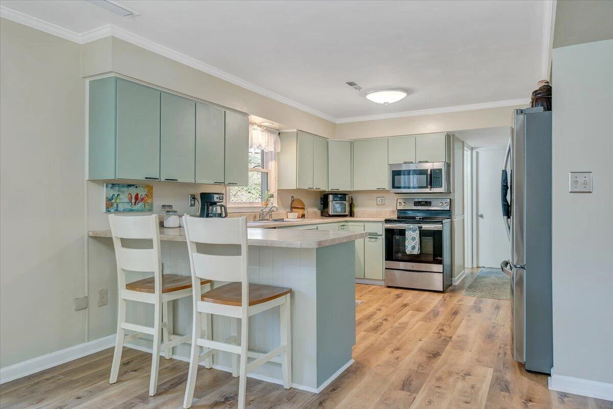 5625 North Lake DR - Photo 18