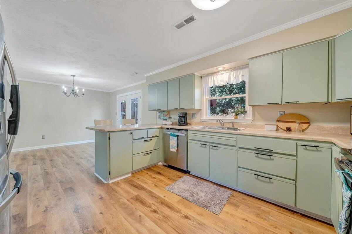 5625 North Lake DR - Photo 21