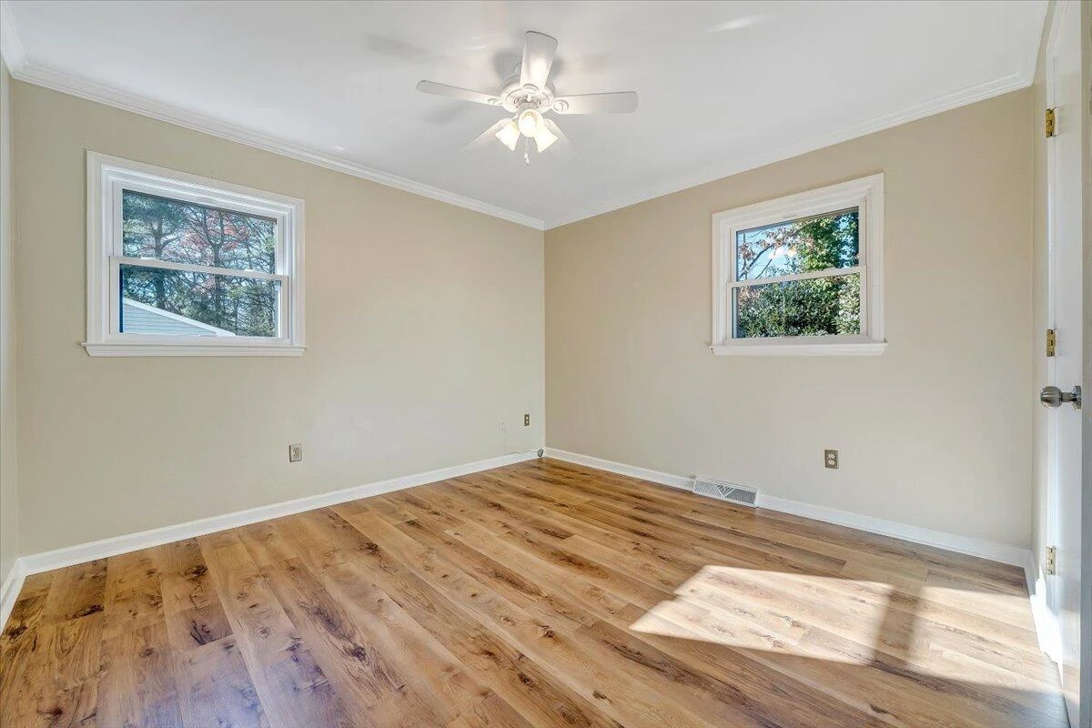 5625 North Lake DR - Photo 34