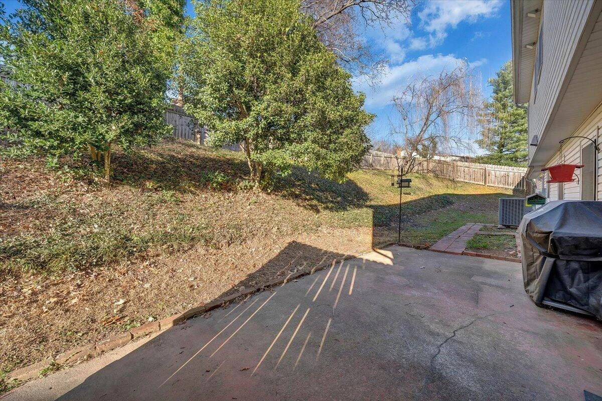 5625 North Lake DR - Photo 37