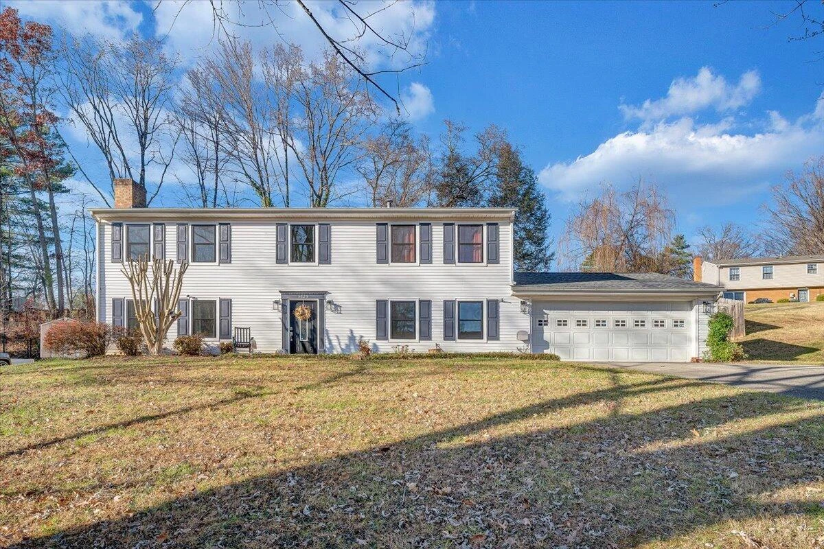 5625 North Lake DR - Photo 44