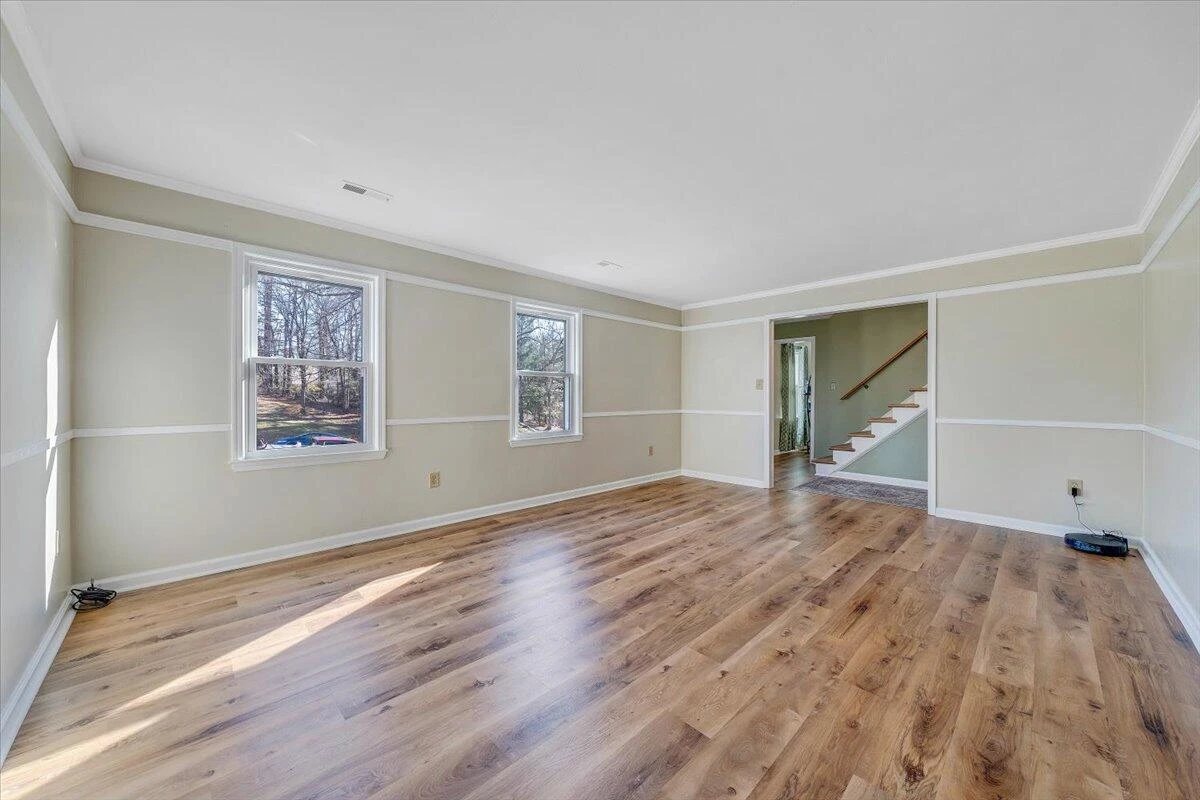 5625 North Lake DR - Photo 8
