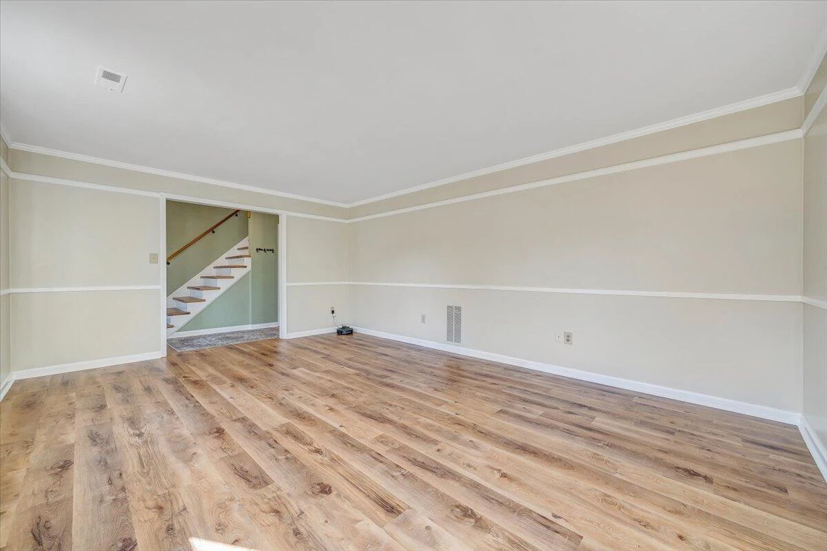 5625 North Lake DR - Photo 9