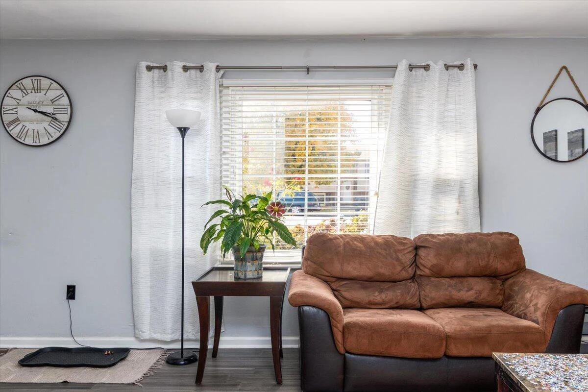 4913 Lantern ST - Photo 10