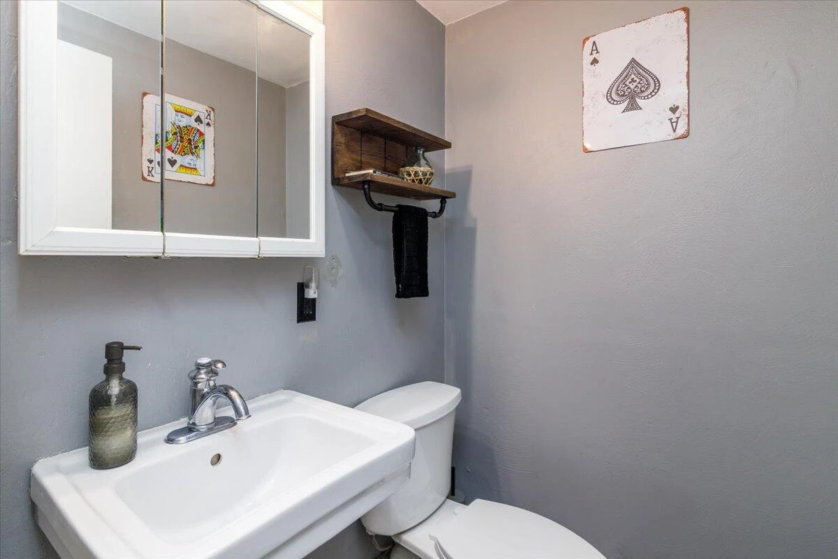 4913 Lantern ST - Photo 11