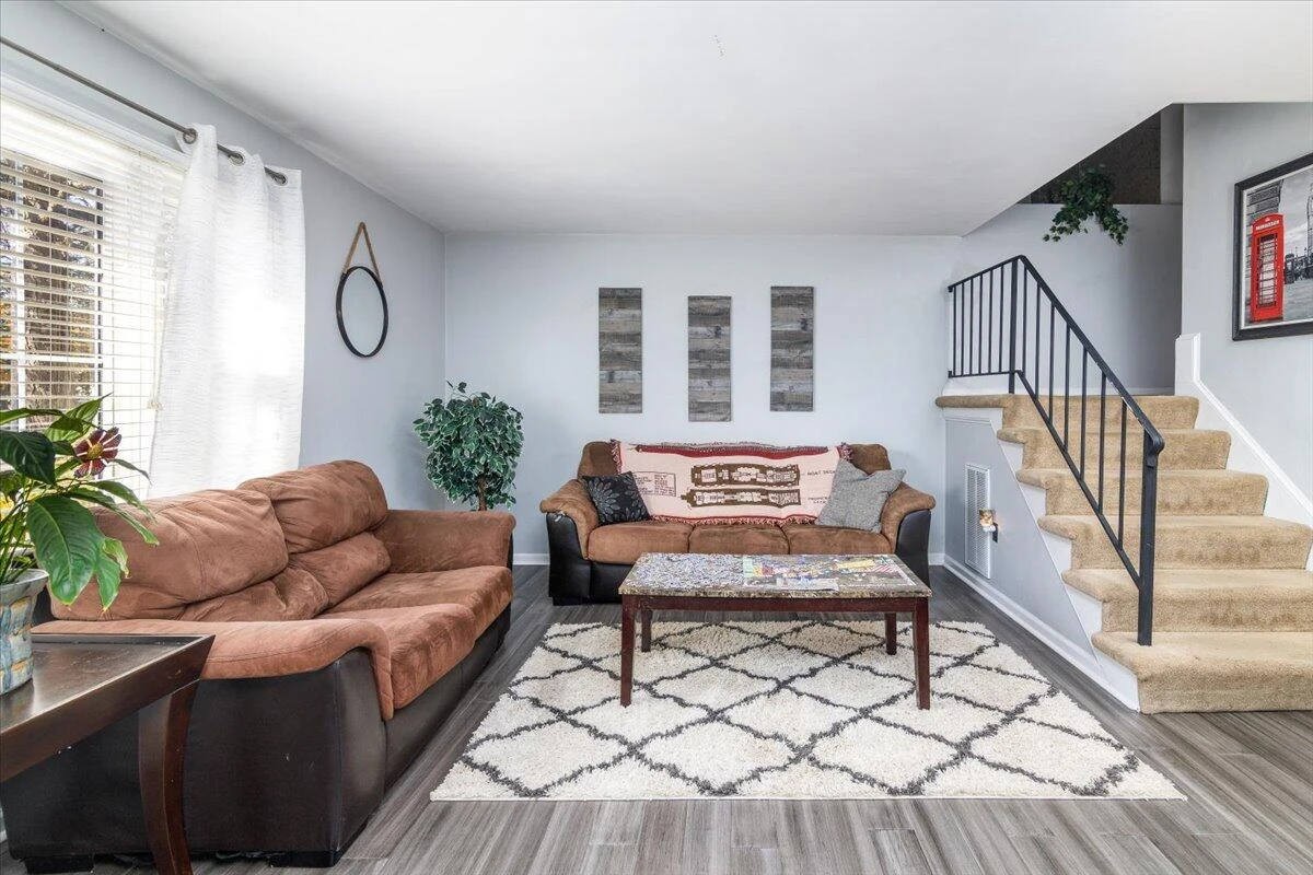 4913 Lantern ST - Photo 8