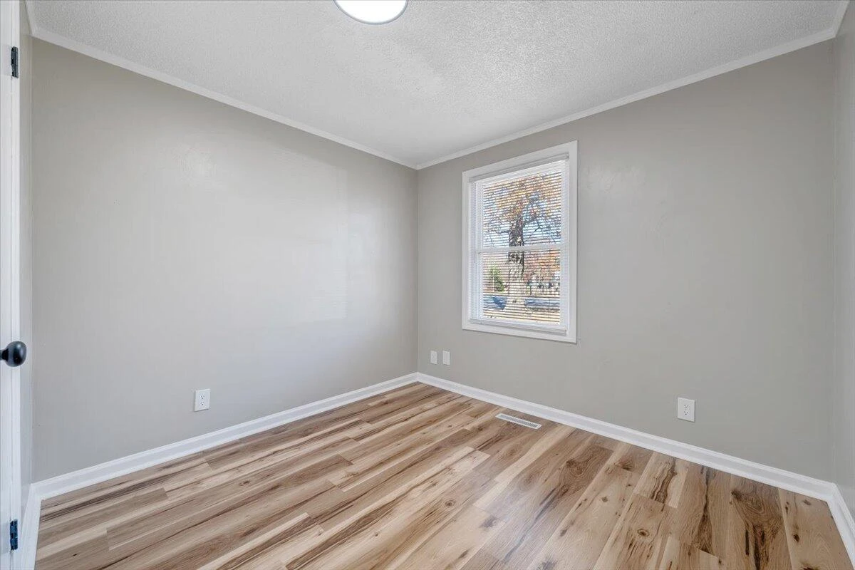 505 Ridge RD - Photo 18