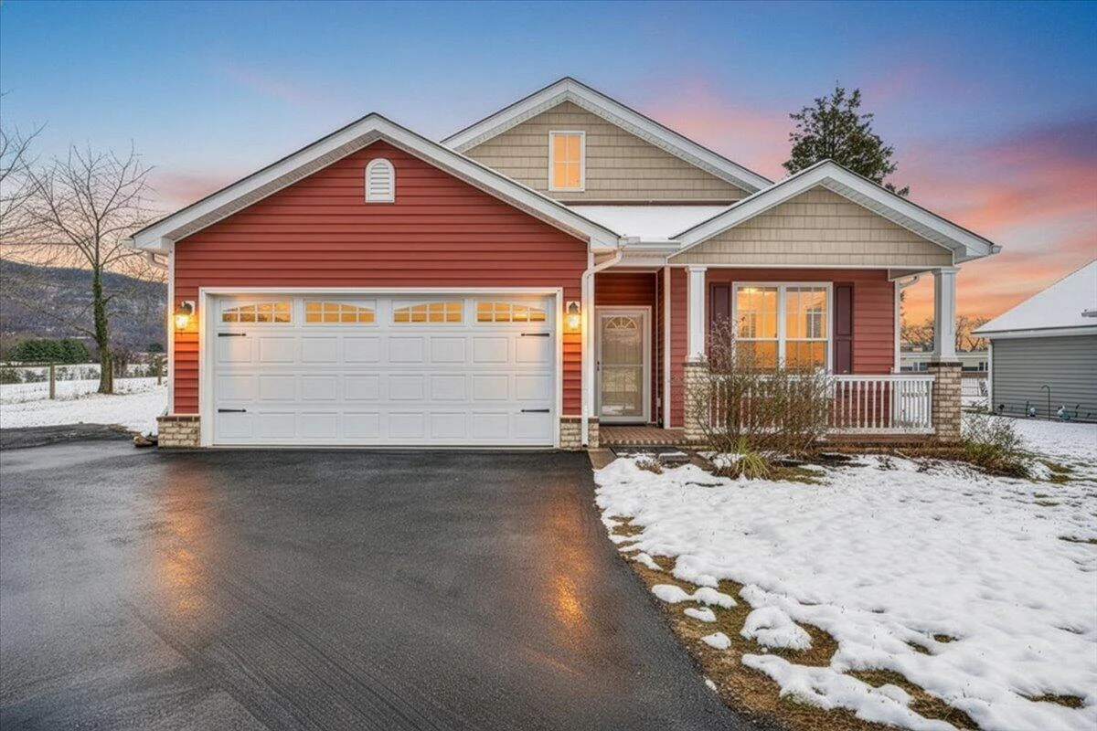 1196 Cardiff CT