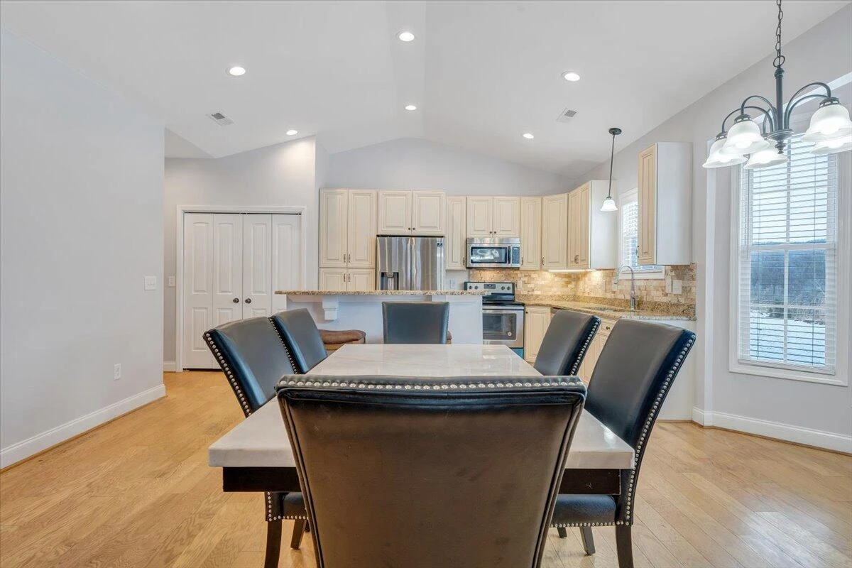 1196 Cardiff CT - Photo 11