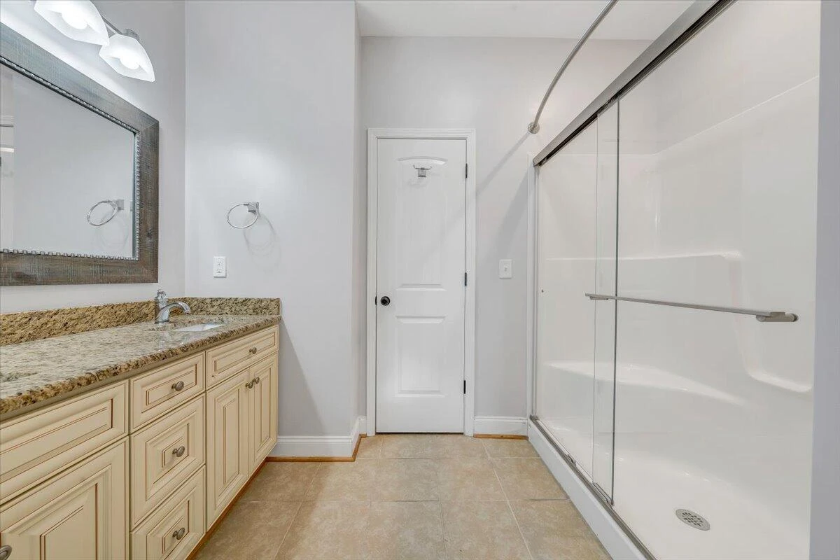 1196 Cardiff CT - Photo 20