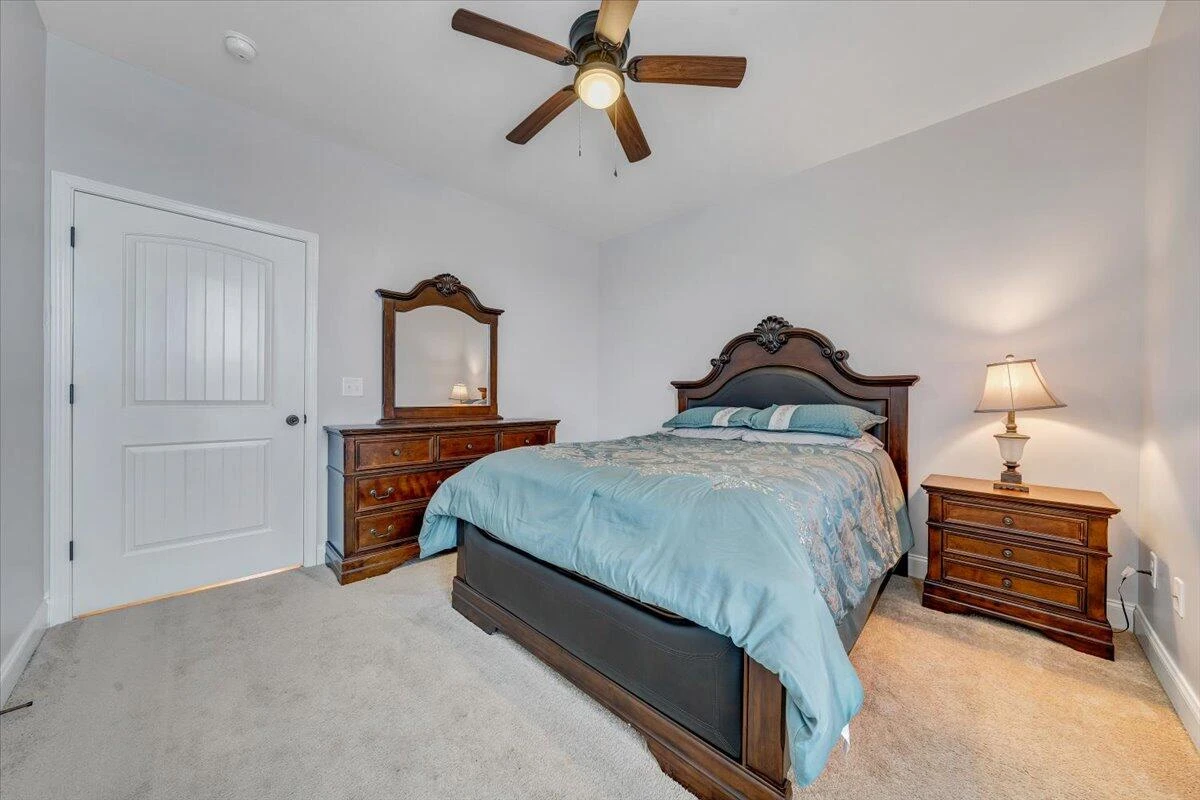 1196 Cardiff CT - Photo 25