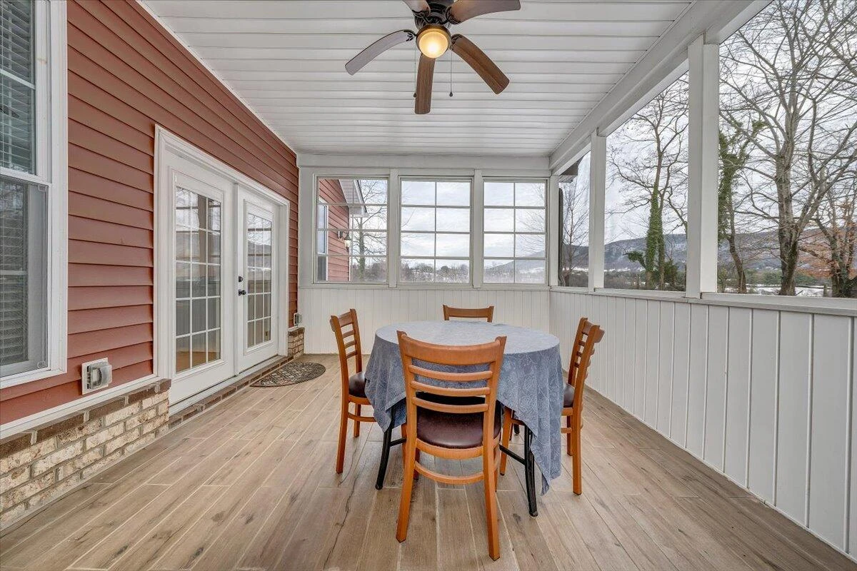 1196 Cardiff CT - Photo 30