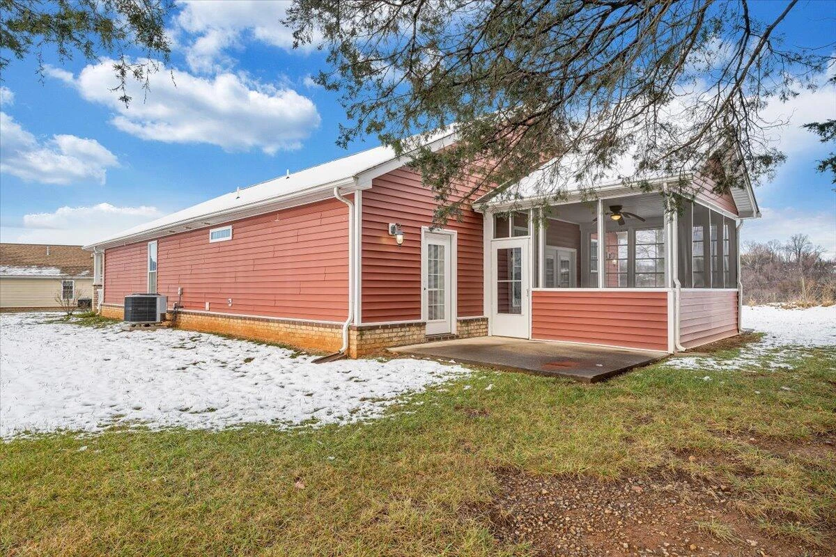 1196 Cardiff CT - Photo 34