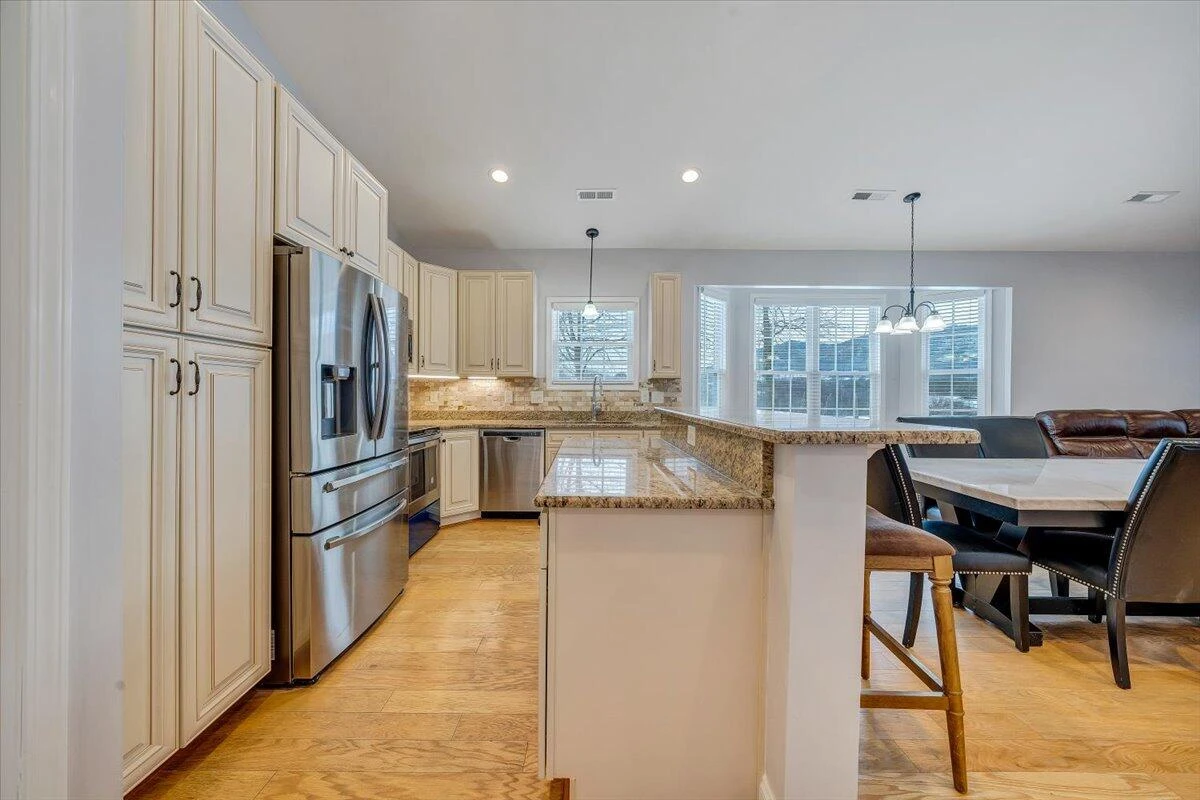 1196 Cardiff CT - Photo 4