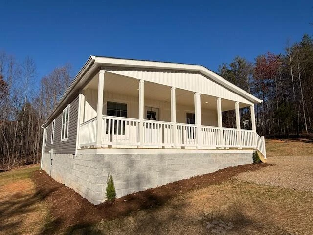 2475 Coles Creek RD