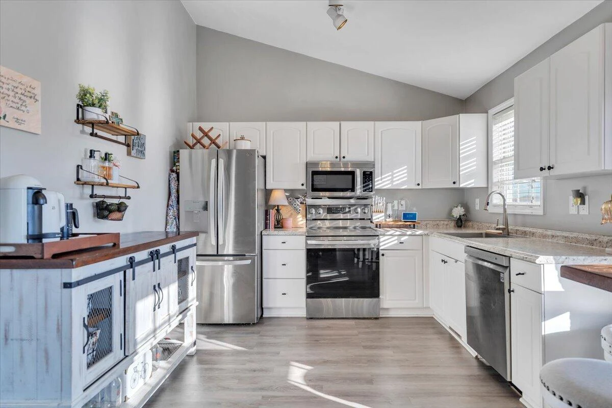 232 Eugene DR NW - Photo 14