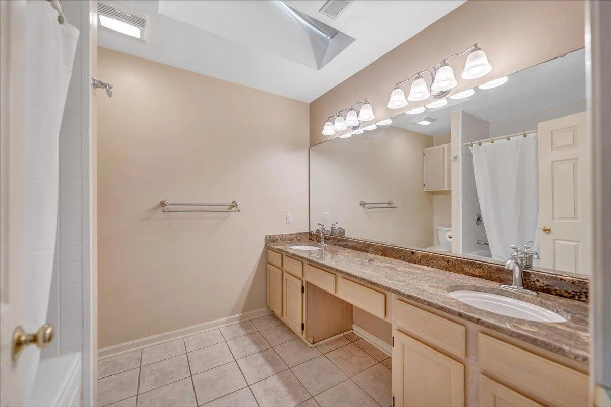 4715 Ivy Green CT - Photo 19