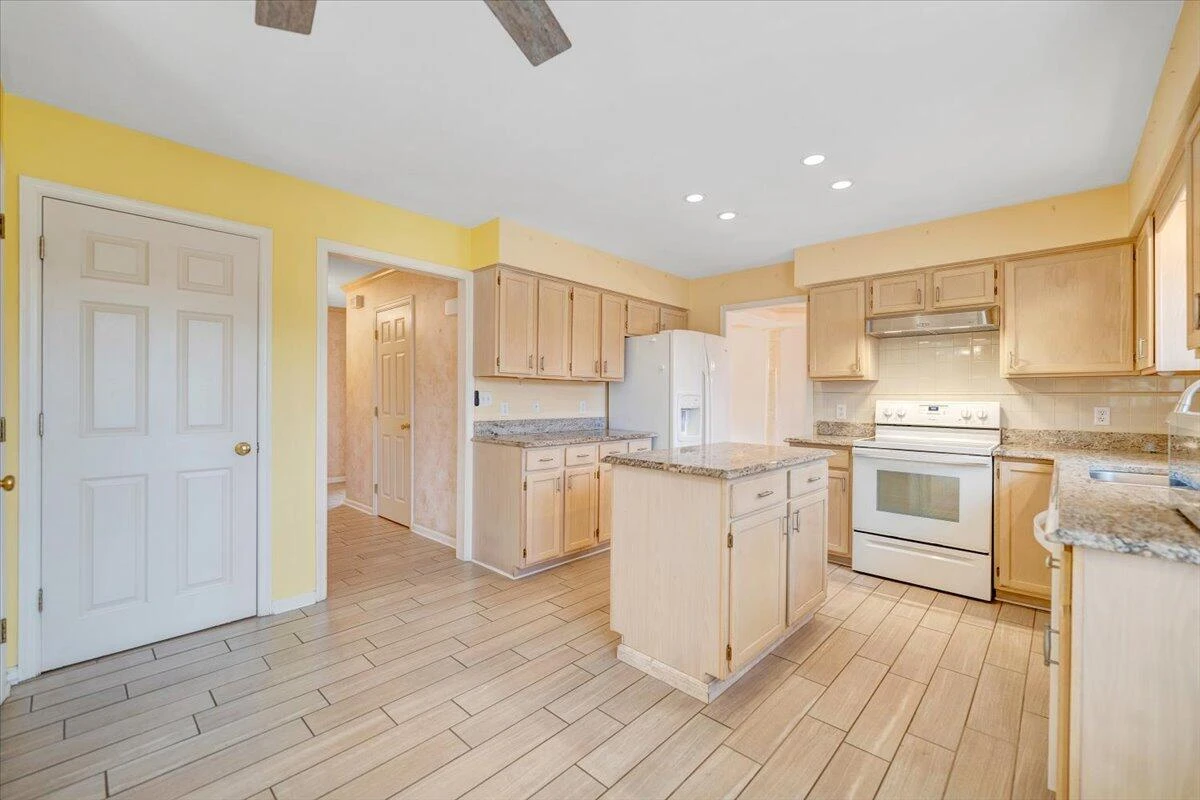 4715 Ivy Green CT - Photo 45
