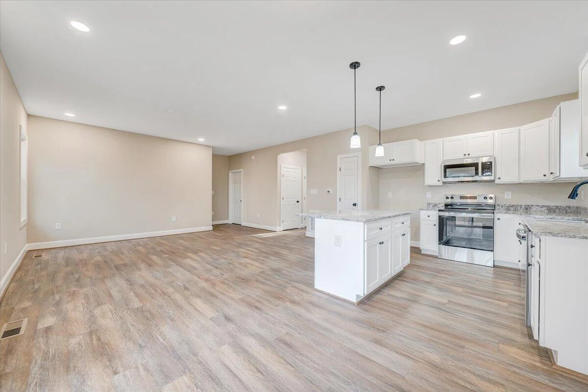 722 Belle Isle DR - Photo 12