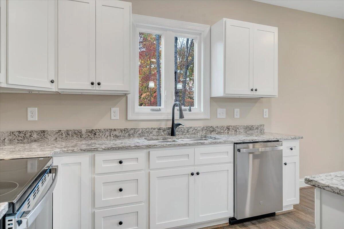 722 Belle Isle DR - Photo 15