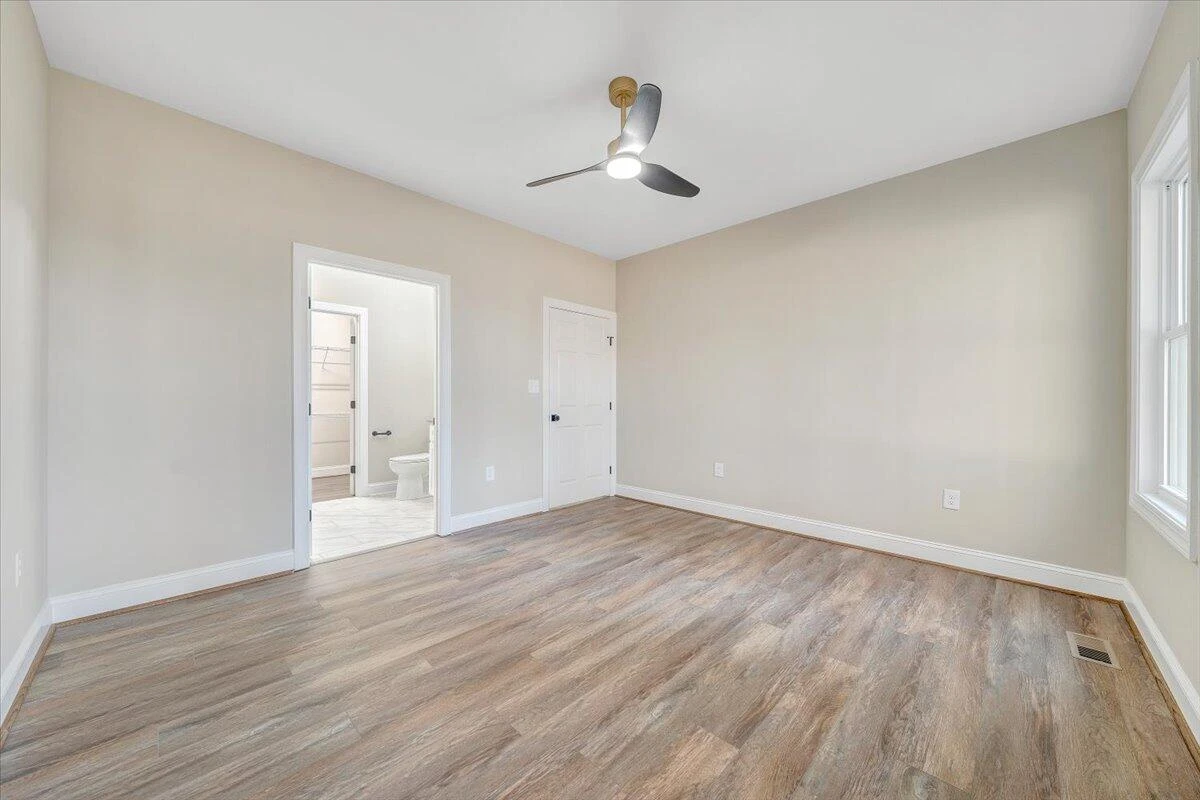 722 Belle Isle DR - Photo 18