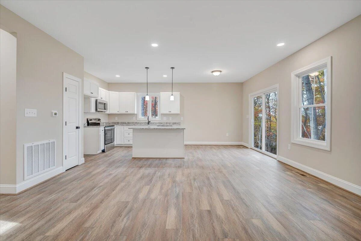 722 Belle Isle DR - Photo 6