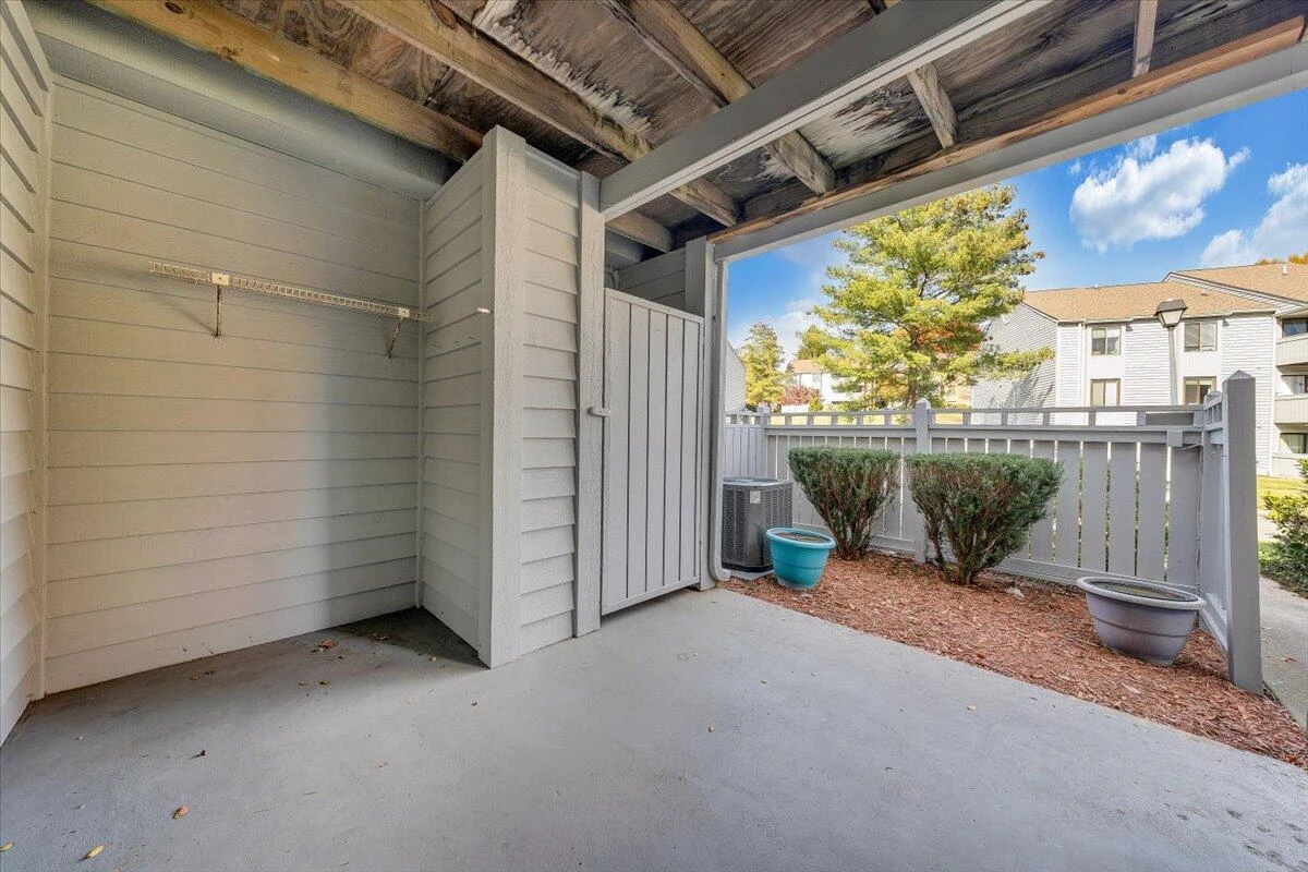 2323 Wood Gate LN - Photo 21