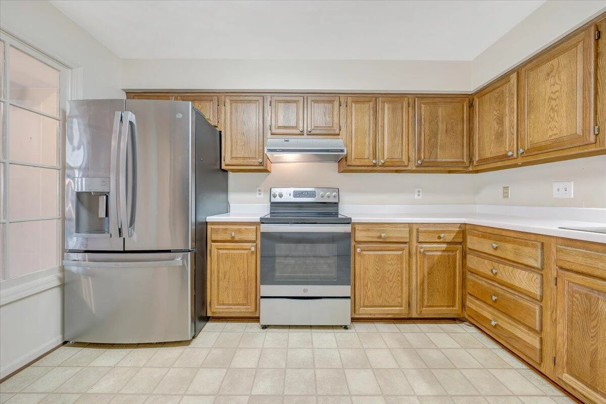 2323 Wood Gate LN - Photo 8